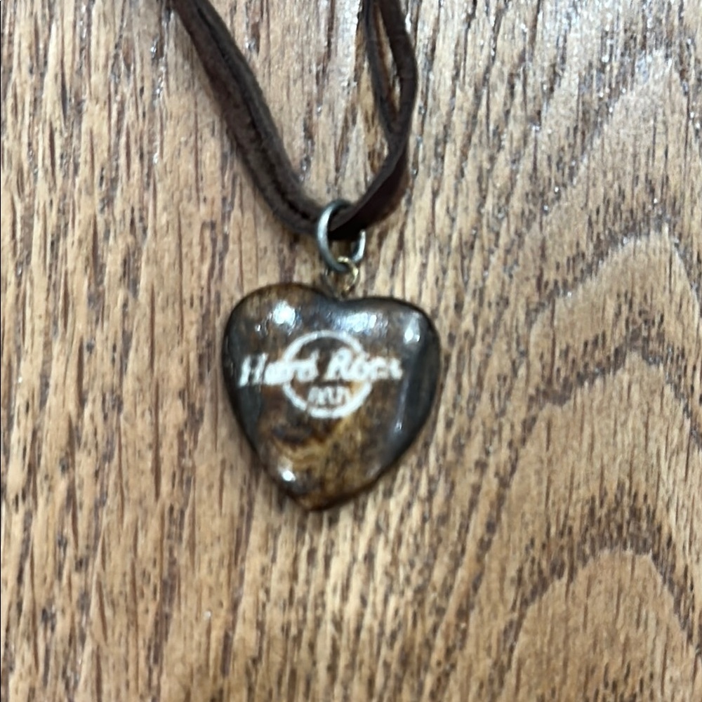 Hard Rock Cafe Brown Heart Necklace